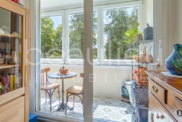 Appartement rénové, avec loggia et vue dégagée