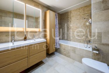 Magnifique appartement rénové avec loggias et superbe vue lac