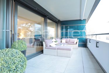 Appartement de standing avec vue lac