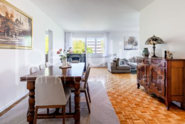 Magnifique appartement rénové avec loggias et superbe vue lac